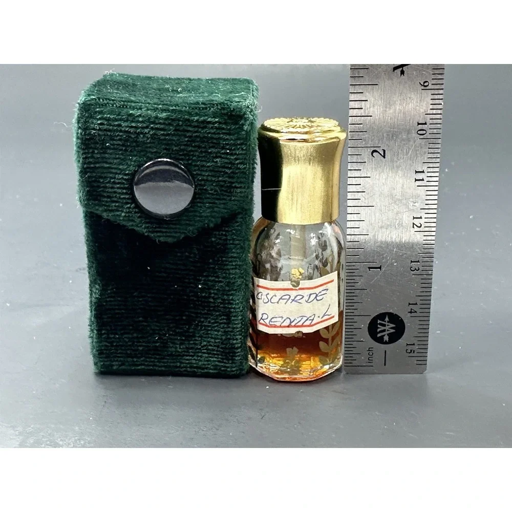 Vintage ASGHAR ALI & SONS Oscar De La Rental Fragrance Green Velvet‎ Snap Case